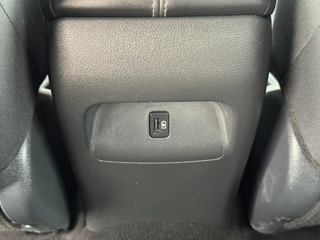 Used 2025 Nissan Sentra SV FWD image 14