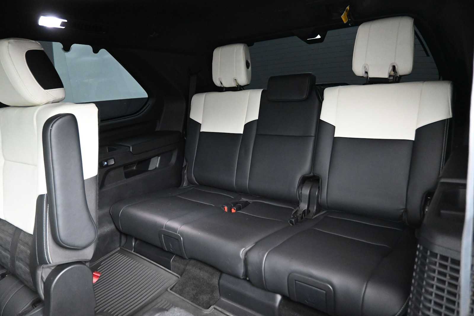 Used 2024 Toyota Sequoia Capstone AWD/4WD image 18