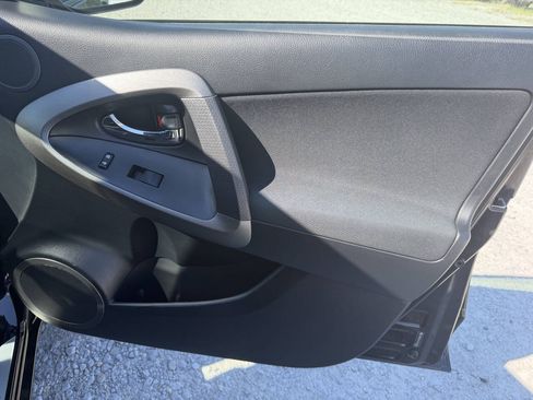 Used 2012 Toyota RAV4 Sport w/ Appearance Pkg FWD image 19