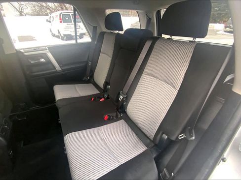 Used 2015 Toyota 4Runner SR5 image 20