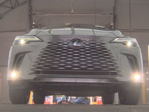 Used 2023 Lexus RX 350 Premium w/ Accessory Package (Z1) FWD image 4