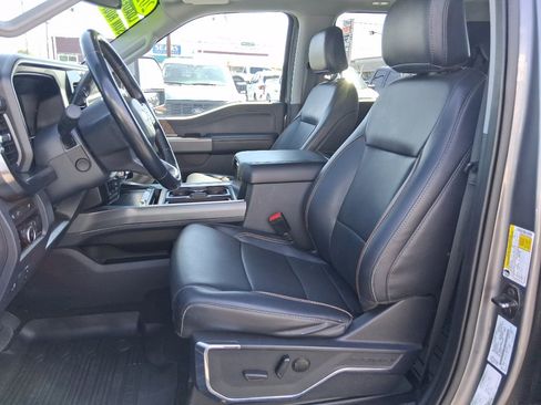 Used 2023 Ford F350 Lariat w/ Sport Appearance Package image 10