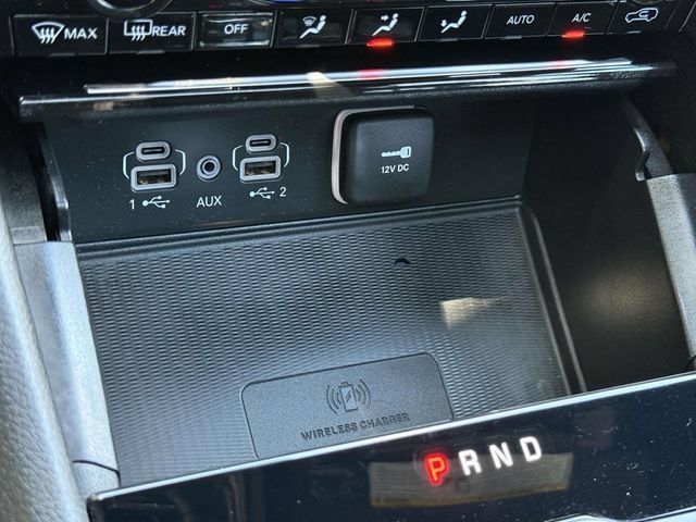 Used 2025 Jeep Grand Cherokee Altitude AWD/4WD image 18