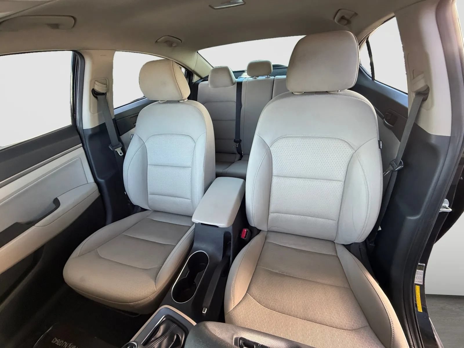 Used 2017 Hyundai Elantra SE FWD image 13