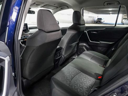 Certified 2025 Toyota RAV4 XLE FWD image 19
