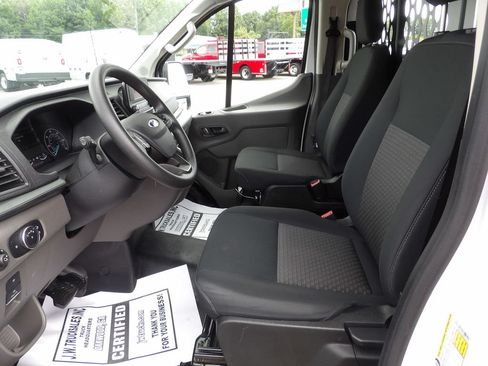 Used 2025 Ford Transit 250 Low Roof w/ Exterior Upgrade Package RWD image 17