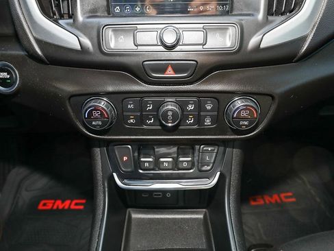 Used 2018 GMC Terrain SLE w/ Driver Convenience Package image 17