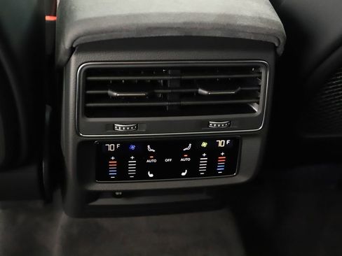 New 2026 Audi RS Q8 performance image 22