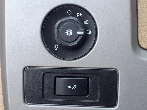 Used 2012 Ford F150 Lariat w/ Lariat Plus Pkg RWD image 17