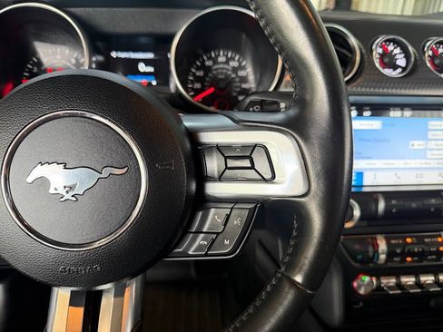 Used 2019 Ford Mustang GT Premium w/ GT Performance Package RWD image 18