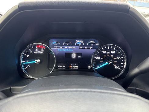 Used 2022 Ford F250 Lariat w/ Tremor Off-Road Package image 15