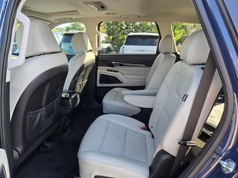 Used 2024 Kia Telluride S w/ S Sunroof Package AWD/4WD image 36