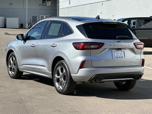 Used 2023 Ford Escape ST-Line w/ Tech Pack #1 AWD/4WD image 4