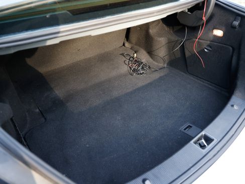 Used 2010 Mercedes-Benz C 300 Sedan image 22