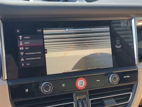 New 2026 Porsche Macan Base image 34