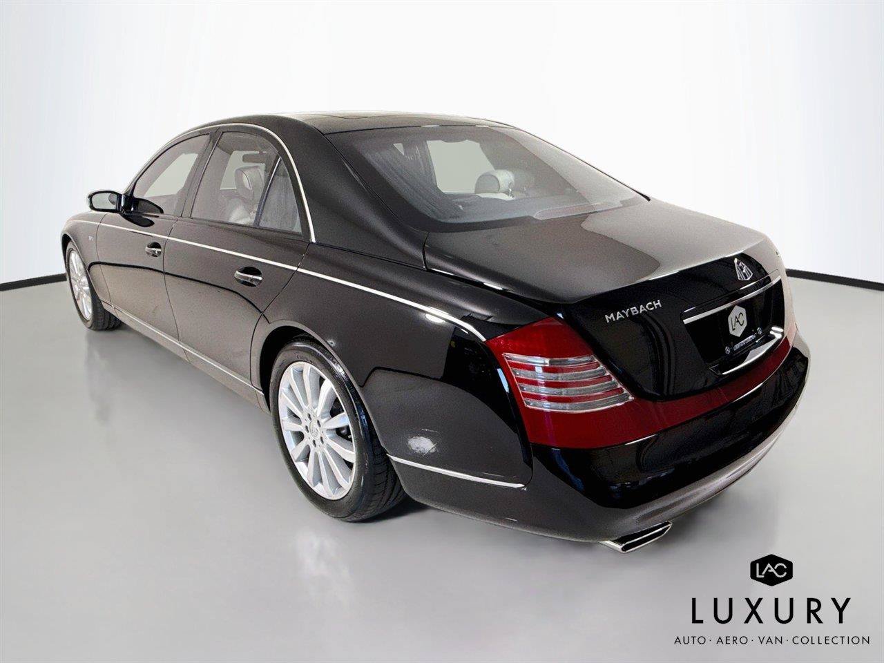 Used 2006 Maybach 57 S RWD image 7