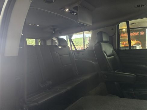 Used 2015 Chevrolet Suburban LT AWD/4WD image 20