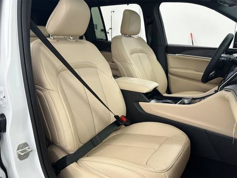 New 2024 Jeep Grand Cherokee Limited w/ Luxury Tech Group II image 23