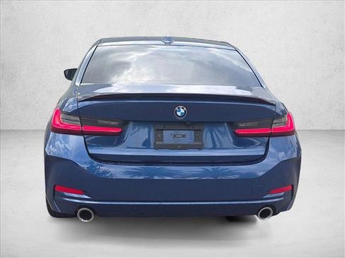 Used 2024 BMW 330i Sedan w/ Convenience Package RWD image 5