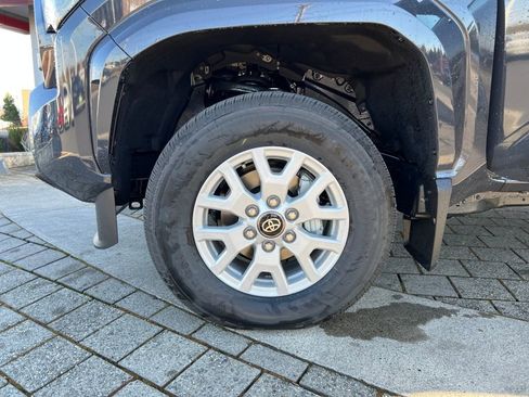 New 2026 Toyota Tacoma SR5 AWD/4WD image 10