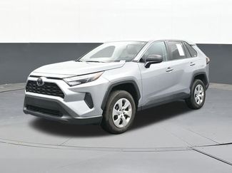 Used 2024 Toyota RAV4 LE video 3