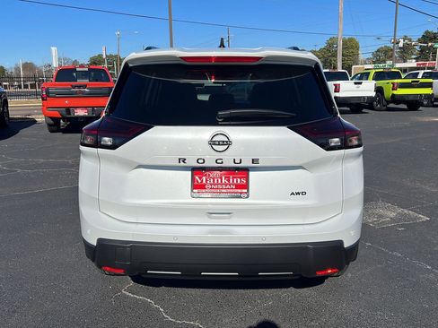 New 2026 Nissan Rogue SV image 6