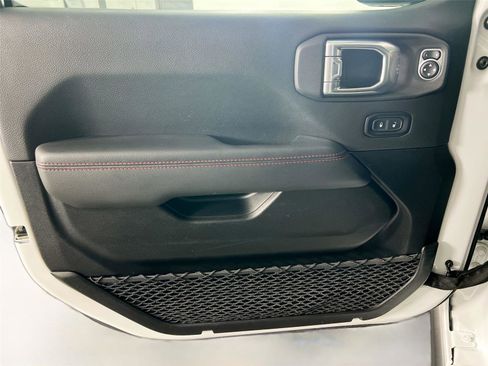 Used 2021 Jeep Wrangler Unlimited Rubicon image 17