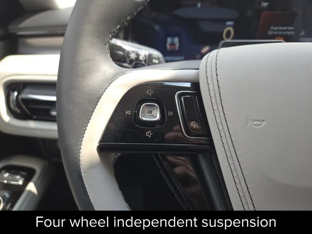 New 2026 Lincoln Aviator AWD image 19
