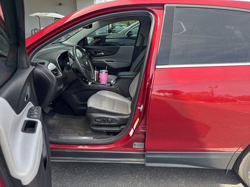 Used 2019 Chevrolet Equinox Premier image 5