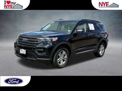 Certified 2024 Ford Explorer XLT w/ Class IV Trailer Tow Package