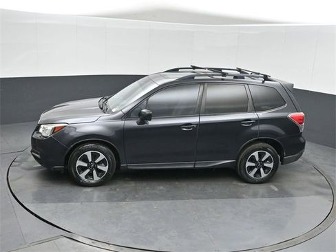 Used 2017 Subaru Forester 2.5i Premium image 34