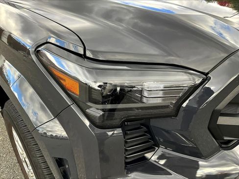 Certified 2024 Toyota Tacoma SR5 image 33