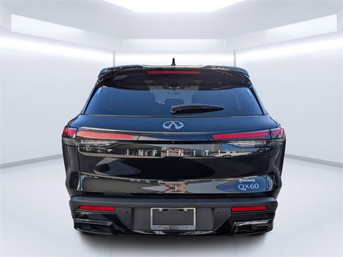 Used 2025 INFINITI QX60 Pure image 4