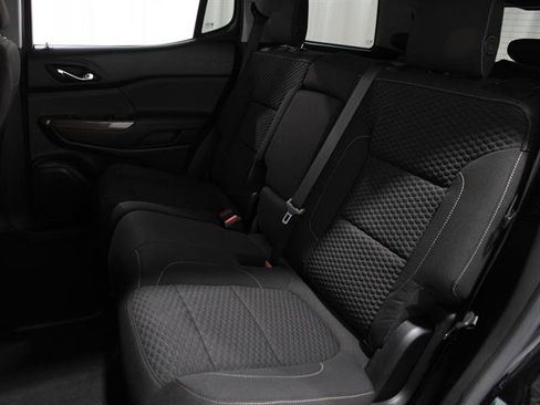 Used 2017 GMC Acadia SLE image 17