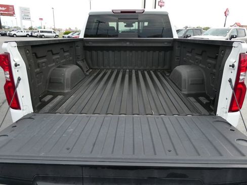 Certified 2024 Chevrolet Silverado 1500 LT Trail Boss w/ Convenience Package II image 16