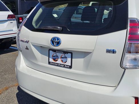 Used 2015 Toyota Prius V Two FWD image 13