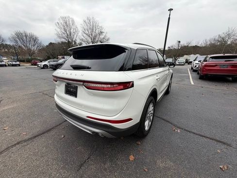 New 2026 Lincoln Corsair Premiere image 7