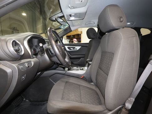Used 2020 Chevrolet Blazer LT image 22