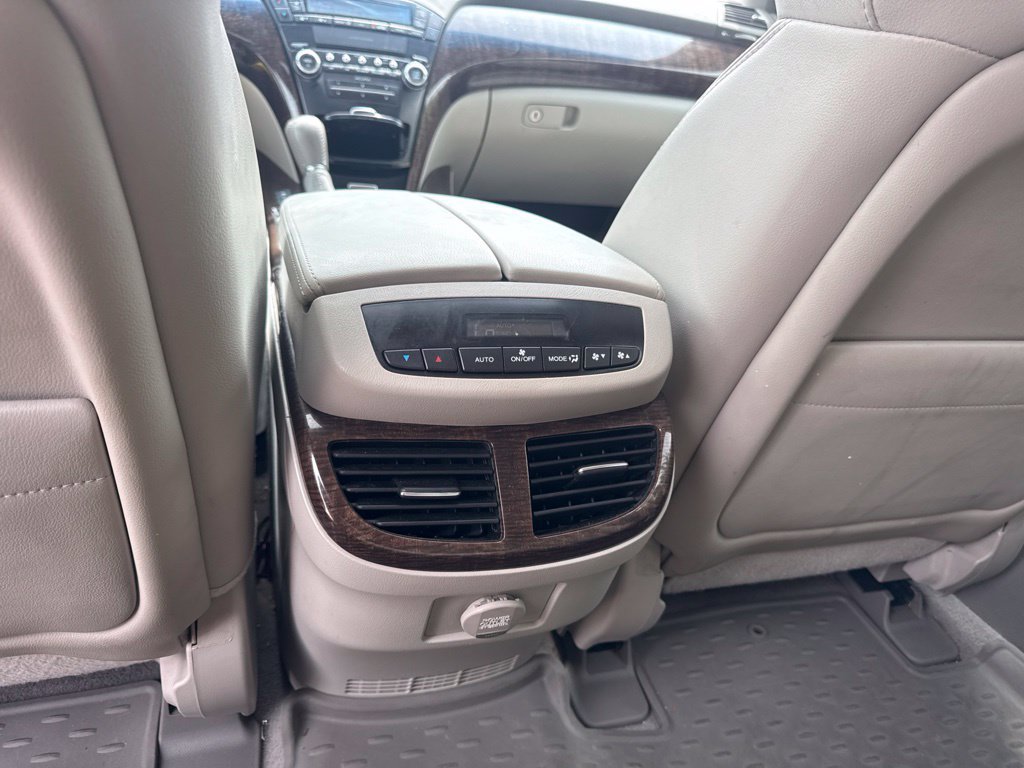 Used 2011 Acura MDX AWD/4WD image 25