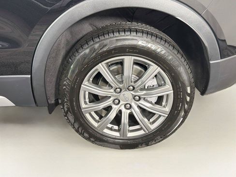Used 2020 Cadillac XT4 Premium Luxury w/ Cold Weather Package AWD/4WD image 35