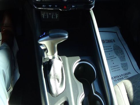 Certified 2024 Dodge Durango SXT AWD/4WD image 34