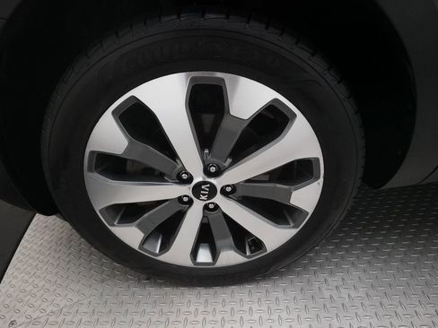 Used 2020 Kia Telluride S AWD/4WD image 26