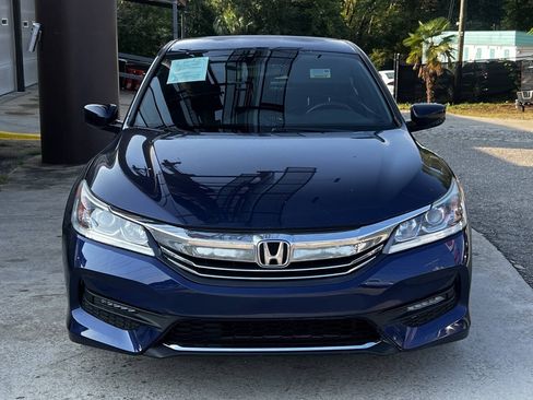 Used 2017 Honda Accord Sport Special Edition image 9