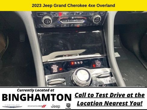 New 2023 Jeep Grand Cherokee Overland w/ Luxury Tech Group IV AWD/4WD image 13