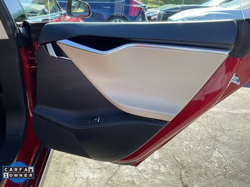 Used 2014 Tesla Model S 85 image 54