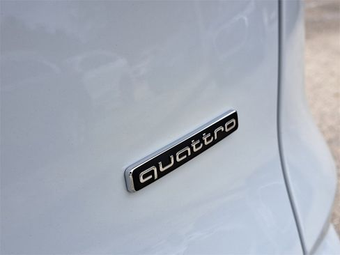 New 2025 Audi Q5 2.0T Premium Plus image 6