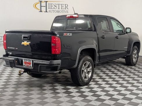Used 2018 Chevrolet Colorado Z71 AWD/4WD image 7
