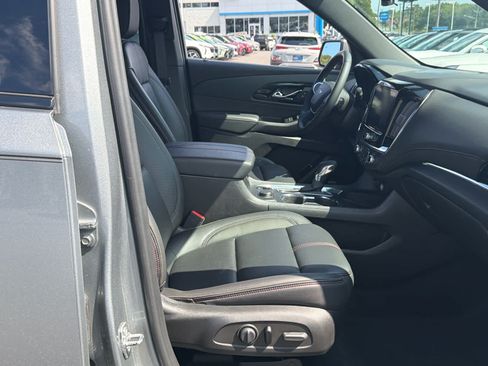 Certified 2023 Chevrolet Traverse RS w/ LPO, Floor Liner Package AWD/4WD image 26