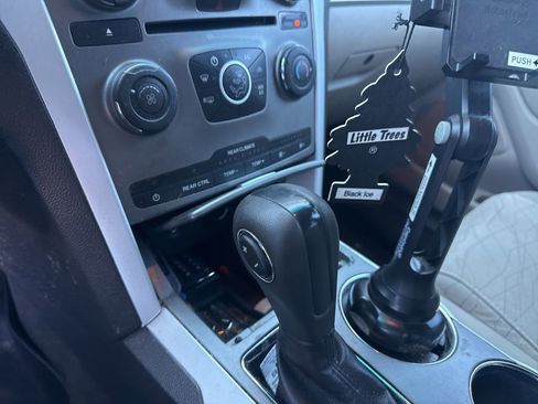 Used 2014 Ford Explorer 4WD image 16