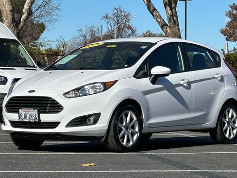 Used 2019 Ford Fiesta SE w/ Equipment Group 201A image 8